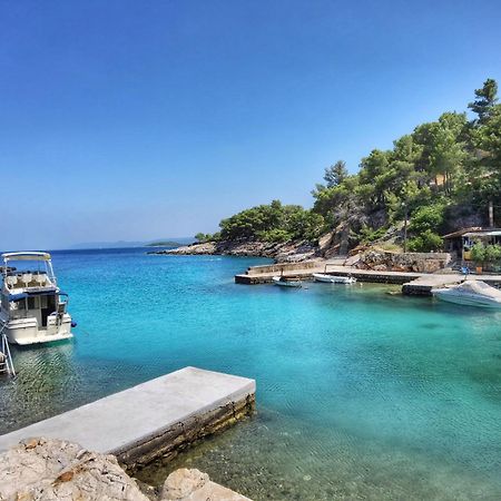 Holiday Hvar Lux Basina Bagian luar foto