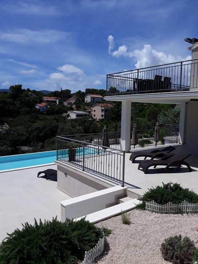 Holiday Hvar Lux Basina Bagian luar foto
