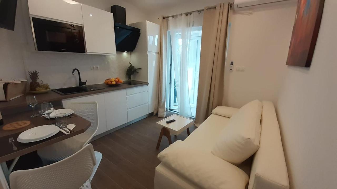 Holiday Hvar Lux Basina Bagian luar foto