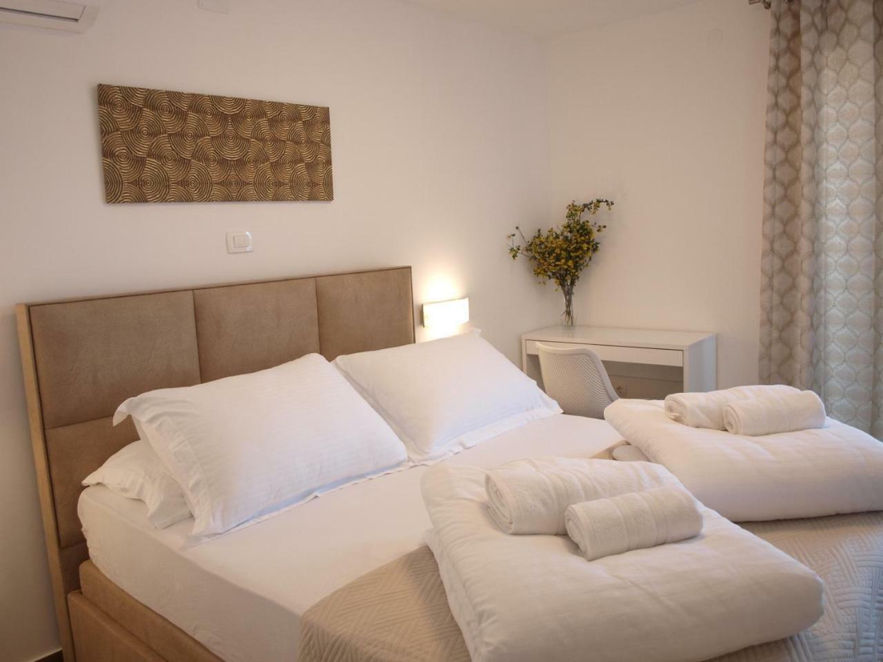 Holiday Hvar Lux Basina Bagian luar foto
