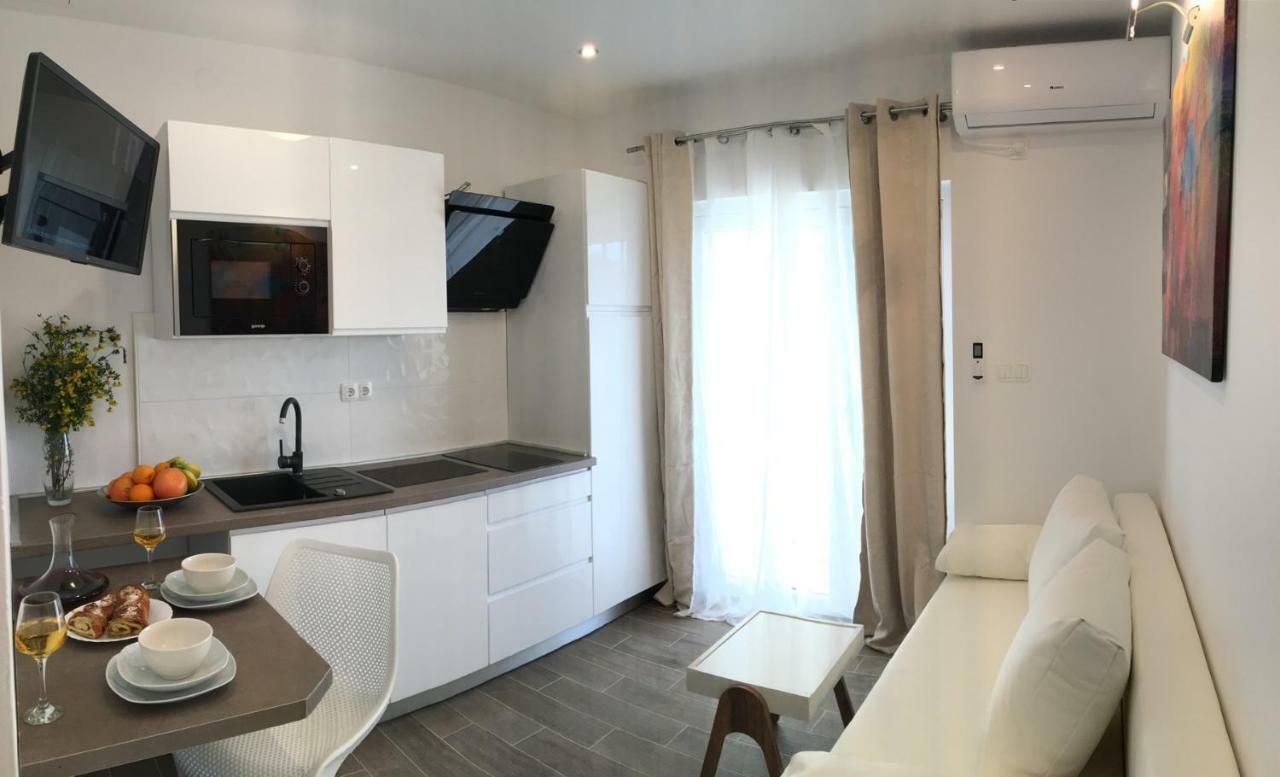 Holiday Hvar Lux Basina Bagian luar foto